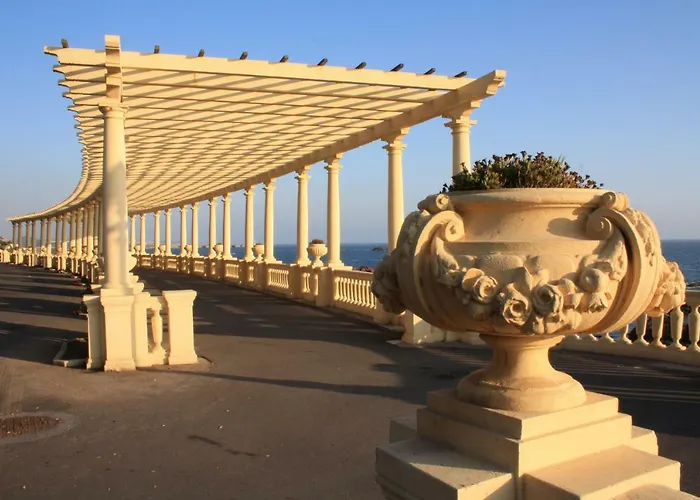 Music Relaxing With Bikes, Terrace & Parking