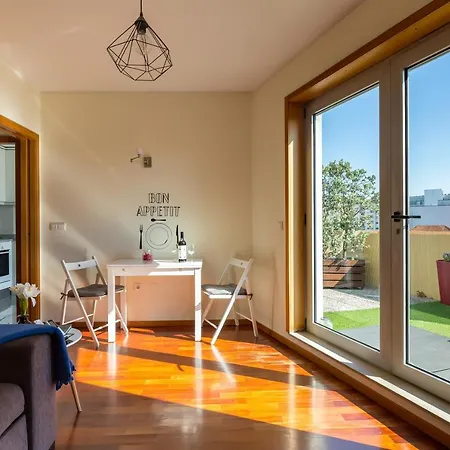 Music Relaxing With Bikes, Terrace & Parking * بورتو