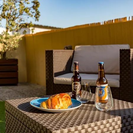 Music Relaxing With Bikes, Terrace & Parking * بورتو