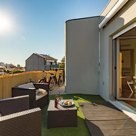 شقة Music Relaxing With Bikes, Terrace & Parking بورتو